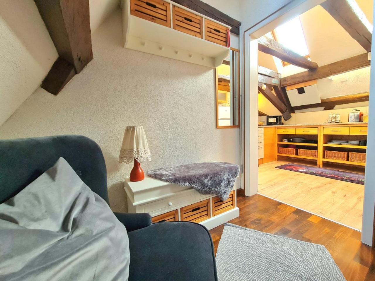 Avahome: Haus Fuer 16, Wlan, Parkplaetze, Netflix, Nespresso Кандель Екстер'єр фото